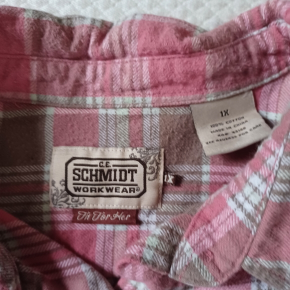 Schmidt Pink Plaid Flannel Button-Up Shirt Size 1x. Missing A Button. - Picture 2 of 4